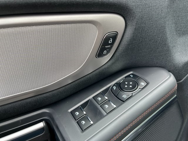 2025 Ford Expedition MAX photo 28
