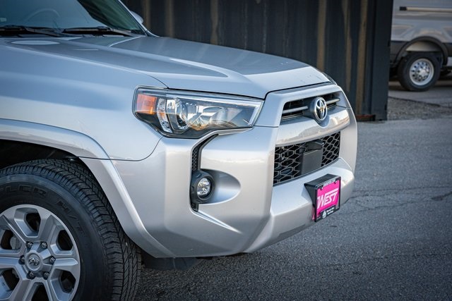 2023 Toyota 4Runner SR5 Premium photo 4