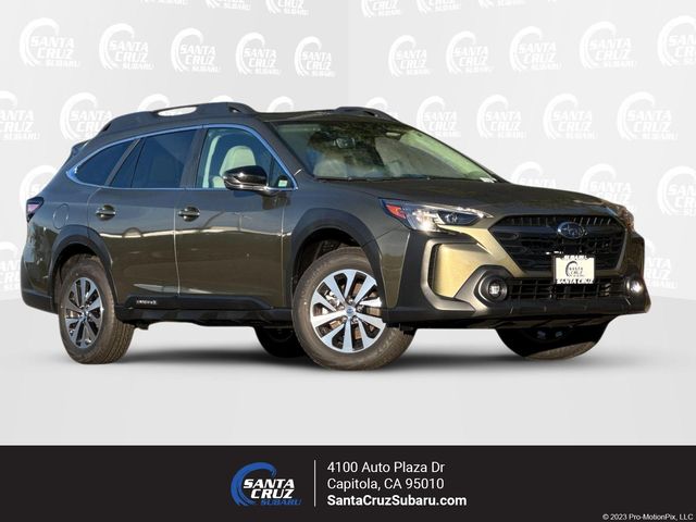 2025 Subaru Outback Premium's photo