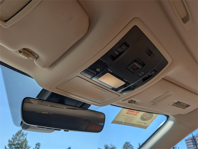 2022 Lexus RX 450hL photo 24