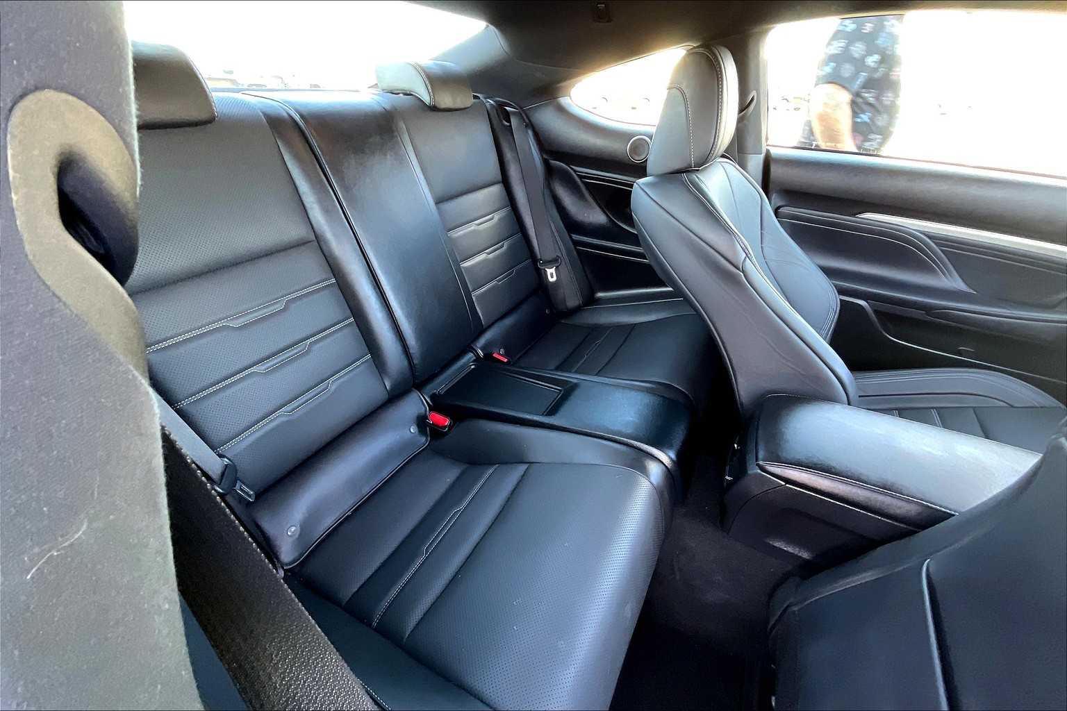2022 Lexus RC 350 F SPORT photo 19