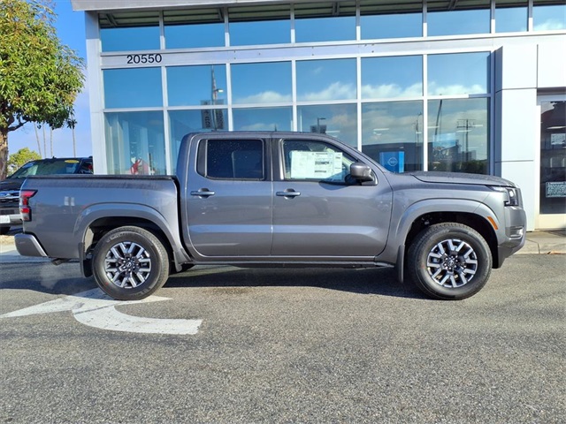 2026 Nissan Frontier SV photo 2