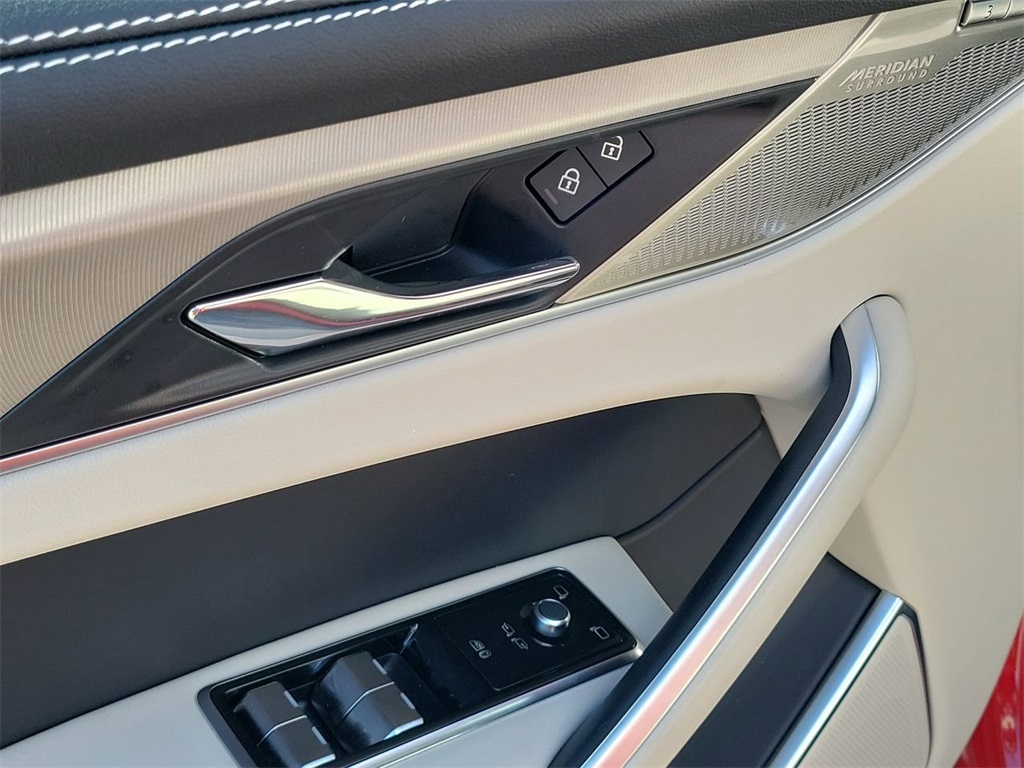 2026 Jaguar F-PACE P400 R-Dynamic S photo 22