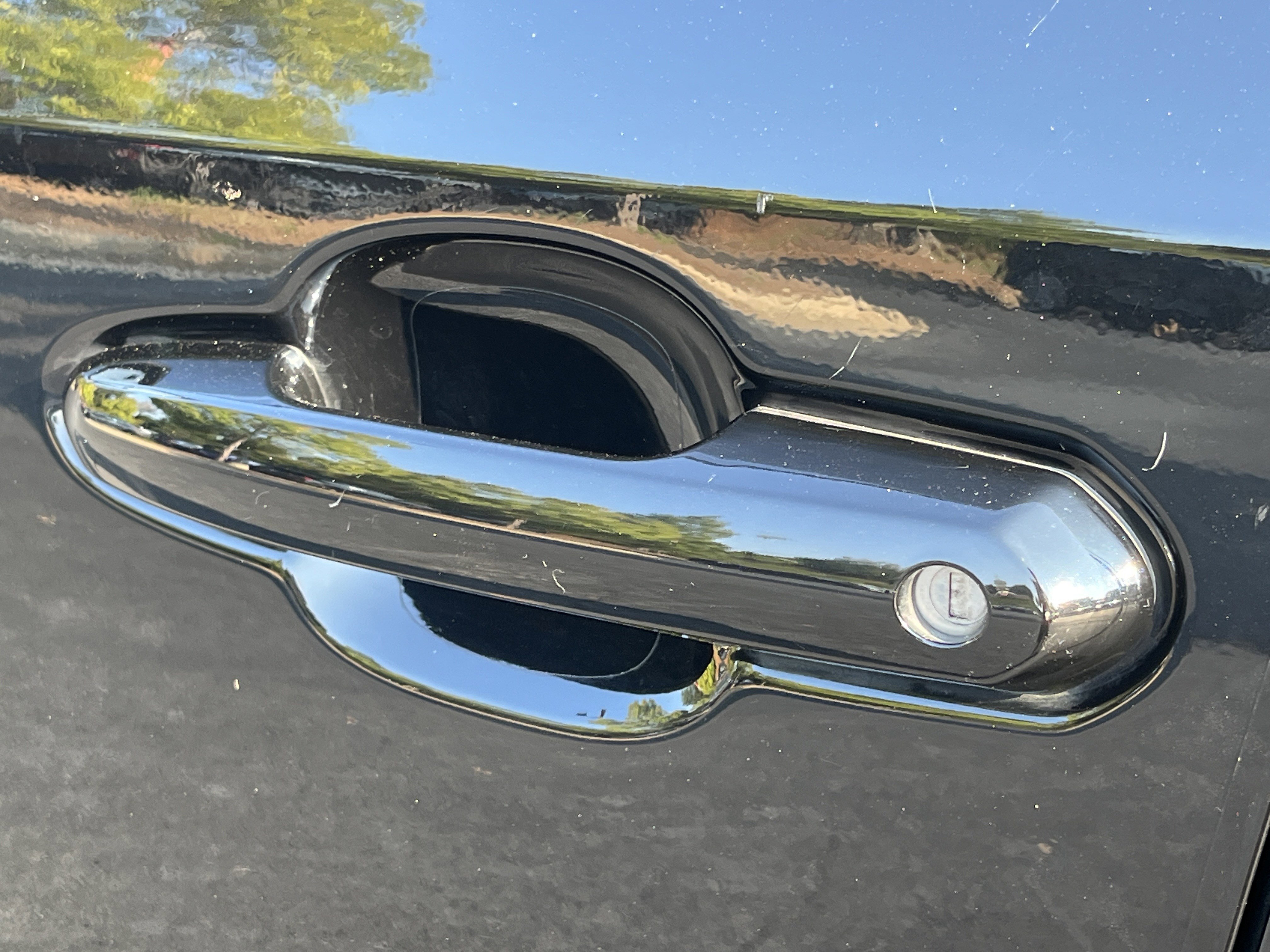 2021 Toyota RAV4 LE photo 15