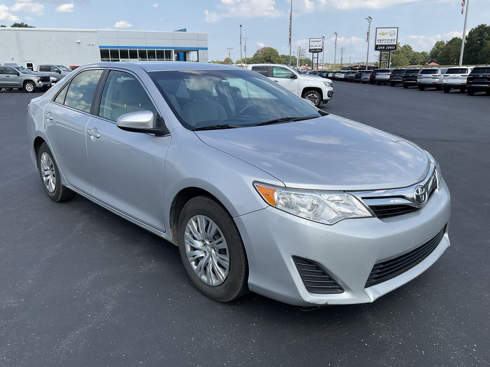2014 Toyota Camry L photo 3
