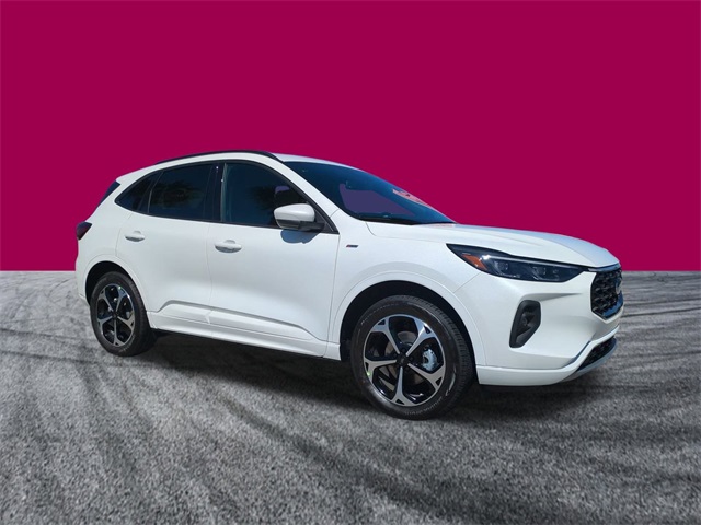 2026 Ford Escape ST-Line Elite photo 2