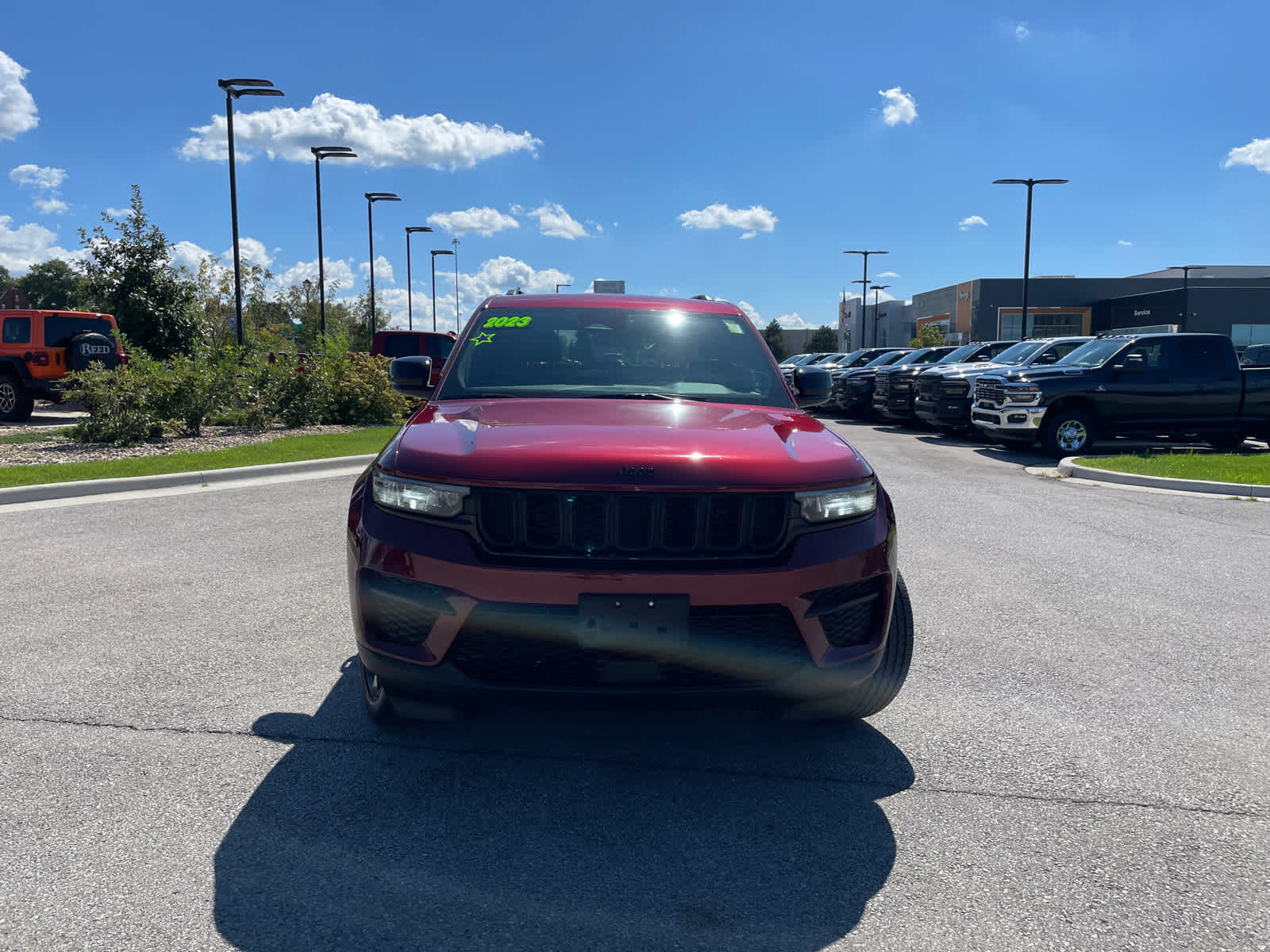 2023 Jeep Grand Cherokee Altitude photo 3