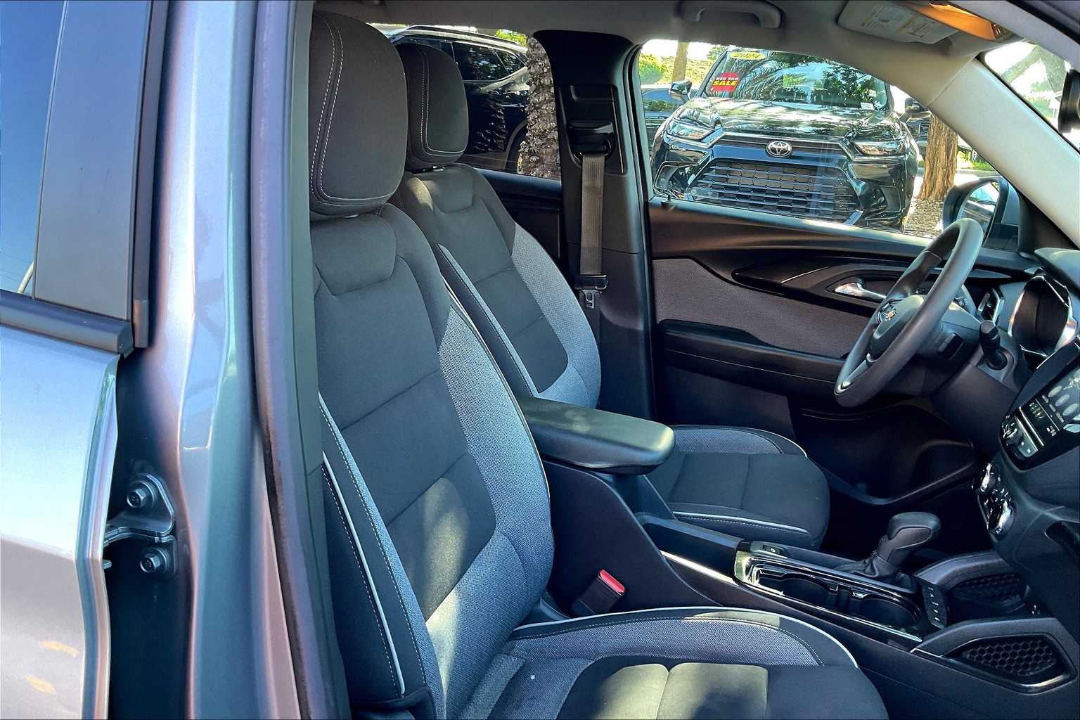 2023 Chevrolet Trailblazer LT photo 7