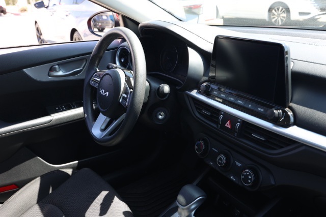 2022 Kia Forte LXS photo 17
