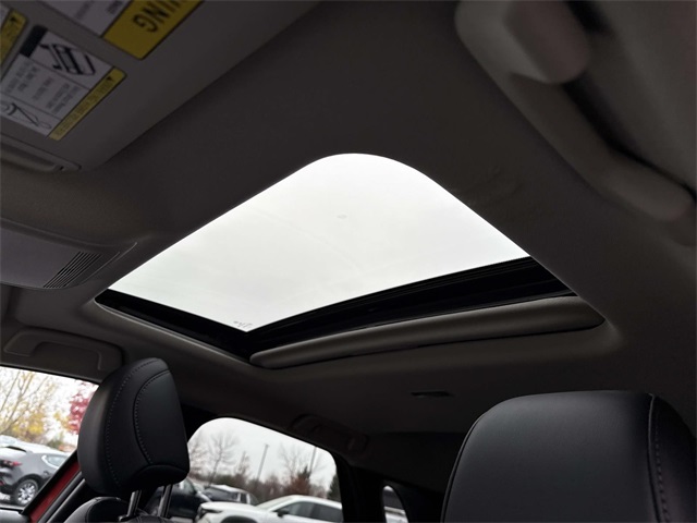 2025 Mazda CX-30 2.5 S Preferred photo 4