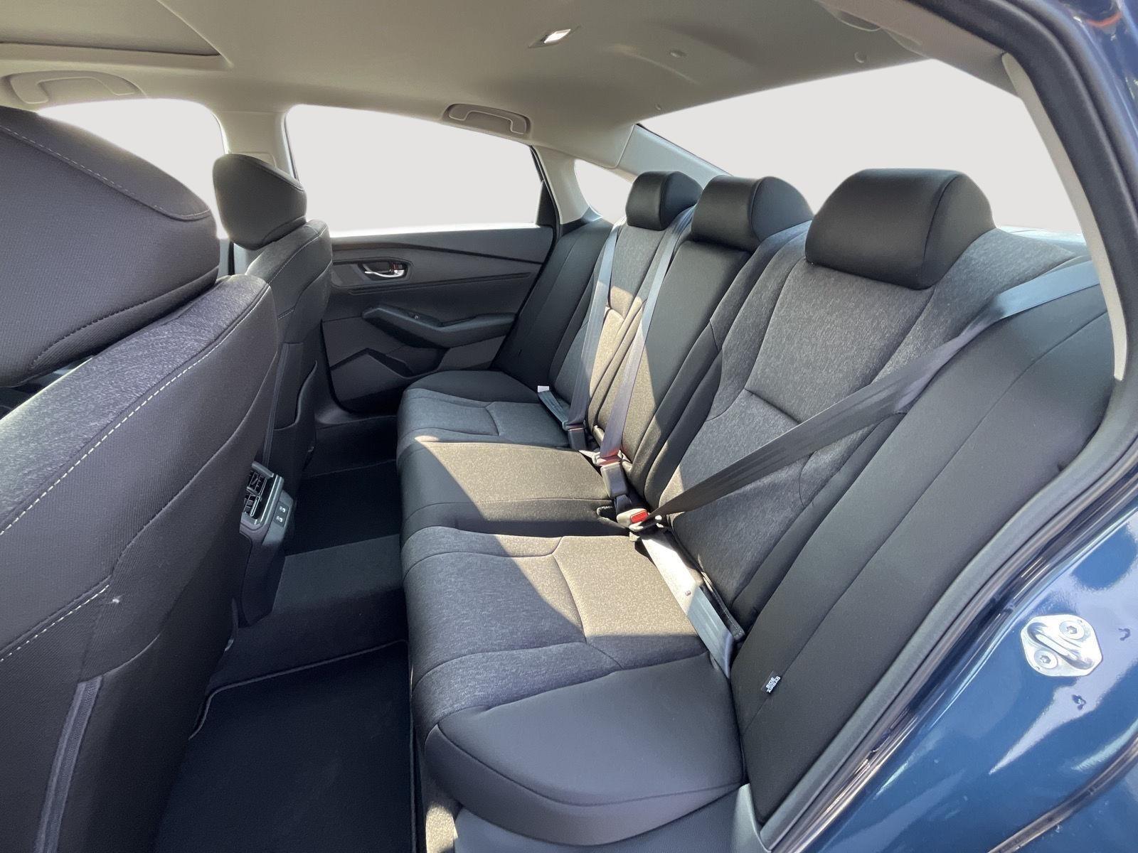 2025 Honda Accord 1.5T SE photo 14
