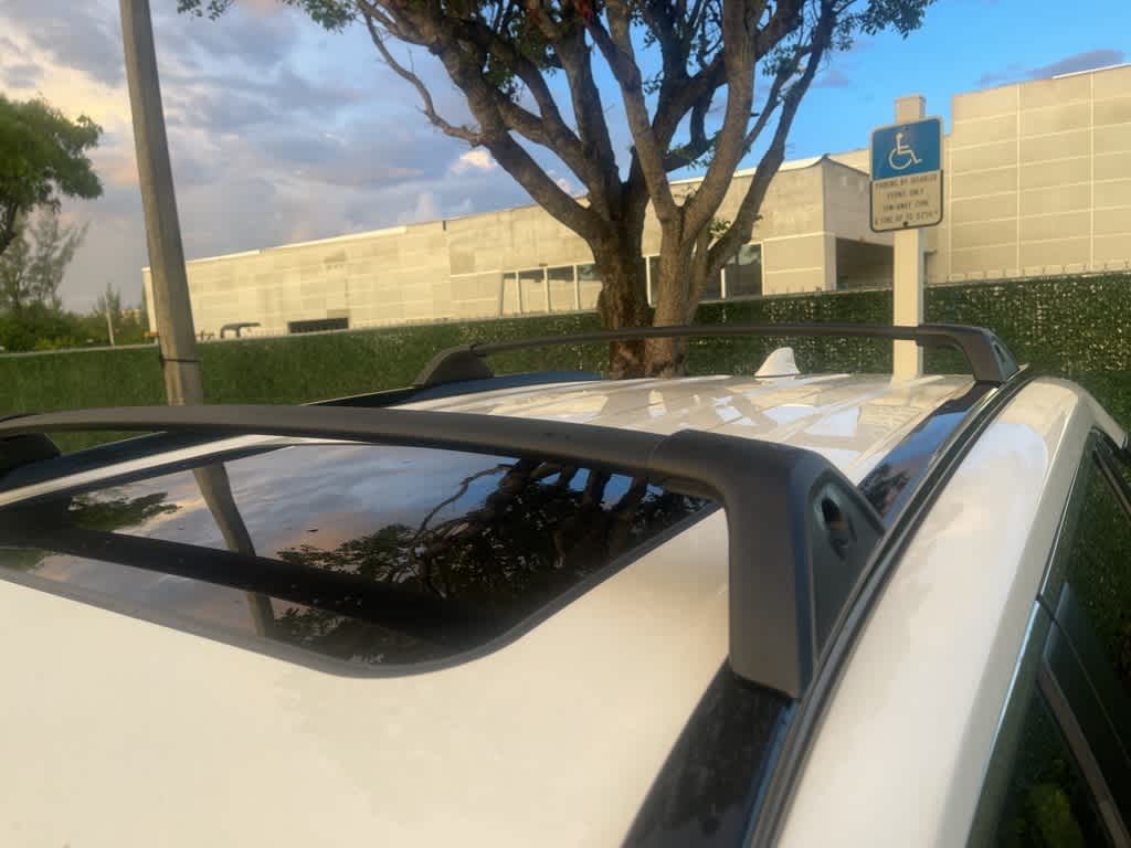 2019 Toyota RAV4 Premium XLE photo 6