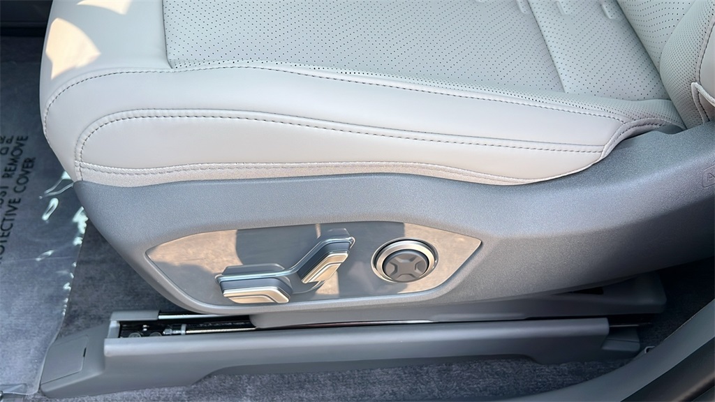 2026 Kia EV9 Wind photo 18
