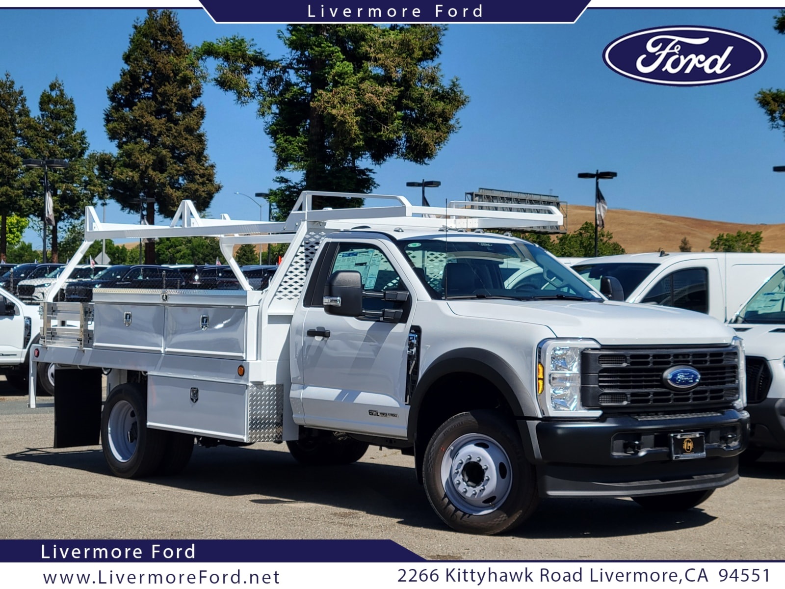 2024 Ford F-450 Super Duty Chassis Cab XL's photo