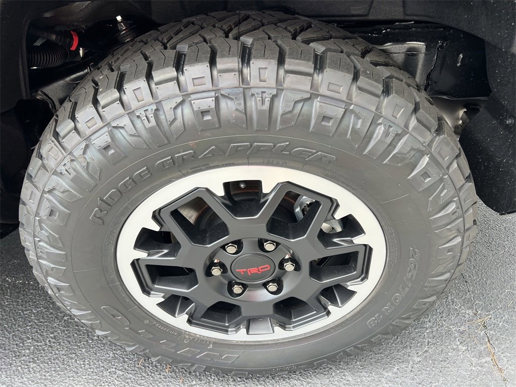 2025 Toyota 4Runner photo 19