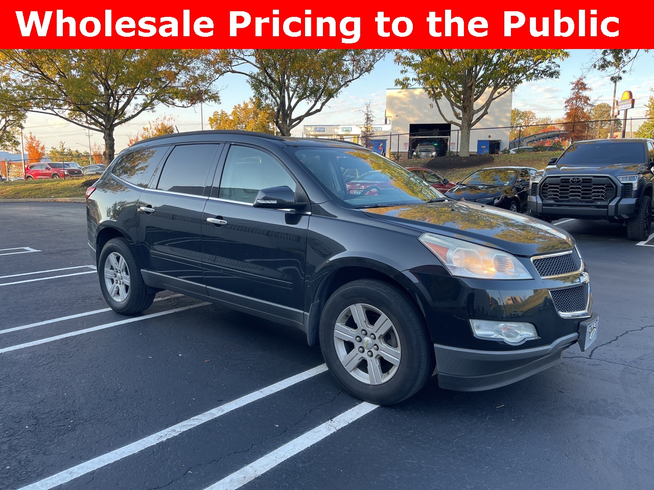 Used 2011 Chevrolet Traverse 2LT with VIN 1GNKRJED1BJ385881 for sale in Nashville, TN