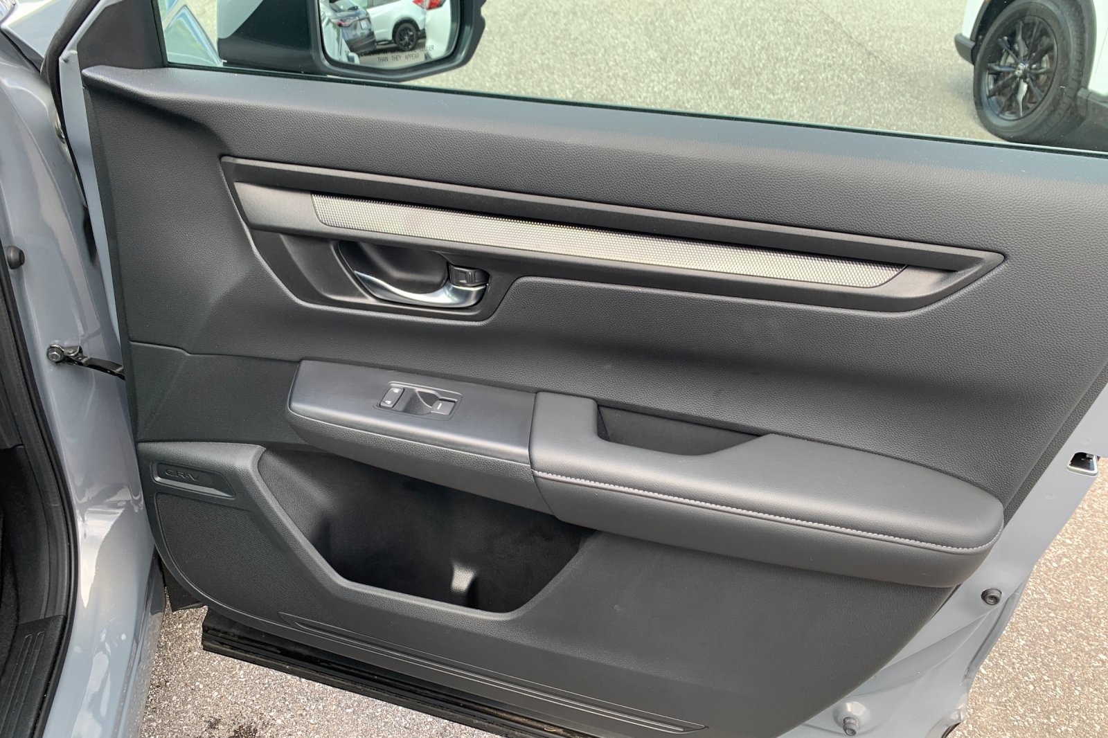2024 Honda CR-V LX photo 23