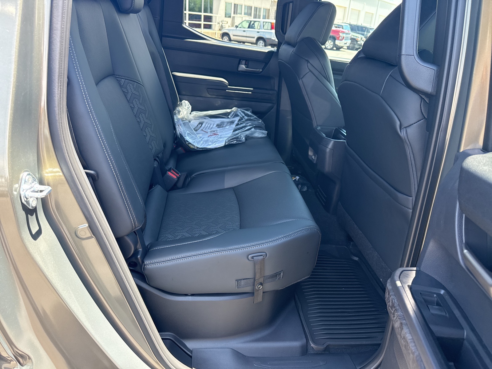 2025 Toyota Tacoma Limited 4x4 Double Cab photo 37
