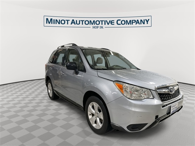 2015 Subaru Forester 2.5i photo 2