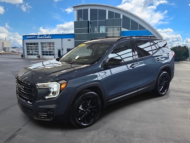 2024 GMC Terrain SLT's photo