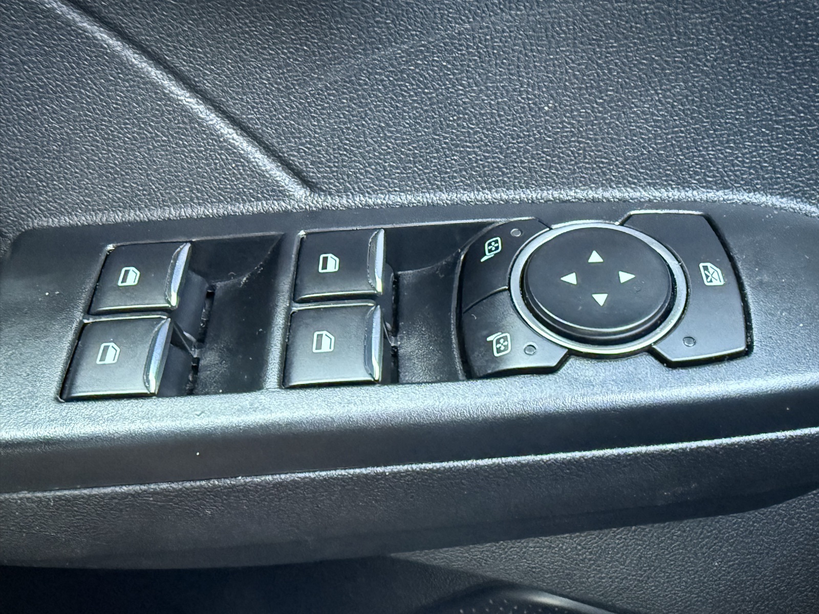 2024 Ford Escape ST-Line photo 21