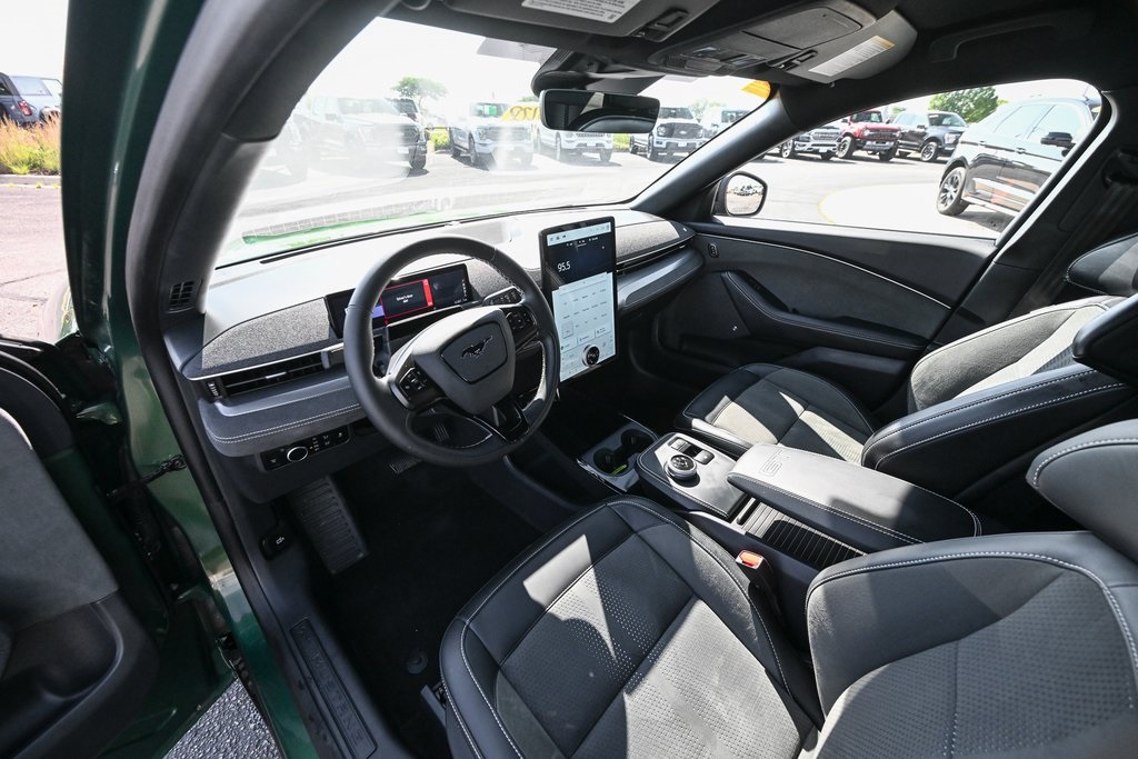 2024 Ford Mustang Mach-E GT photo 15