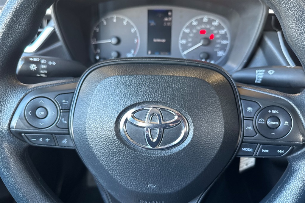 2023 Toyota Corolla LE photo 23