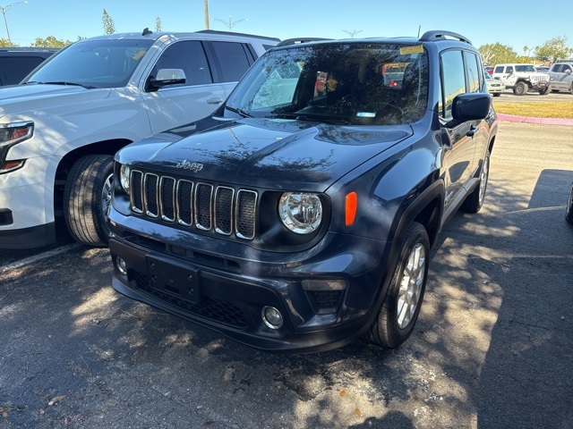 2021 Jeep Renegade Latitude photo 2