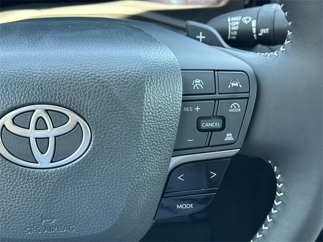 2025 Toyota Camry SE photo 19
