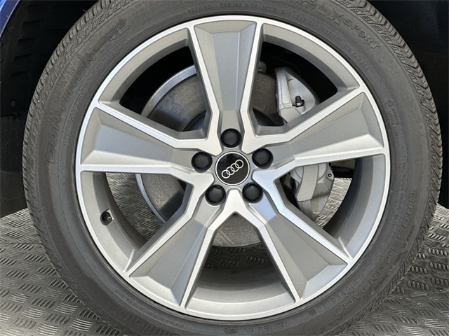 2025 Audi Q5 45 S line Premium photo 2