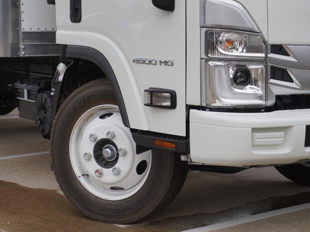 2024 Chevrolet Silverado 4500HD photo 3