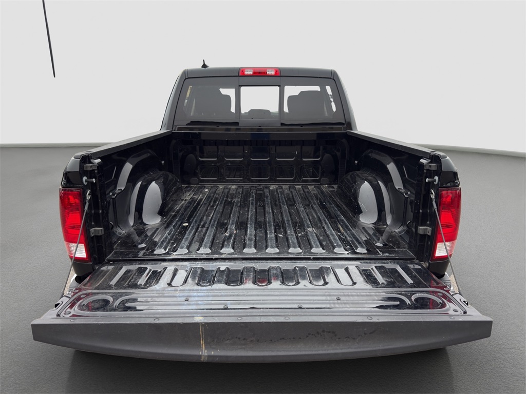 2023 Ram 1500 Classic SLT photo 27