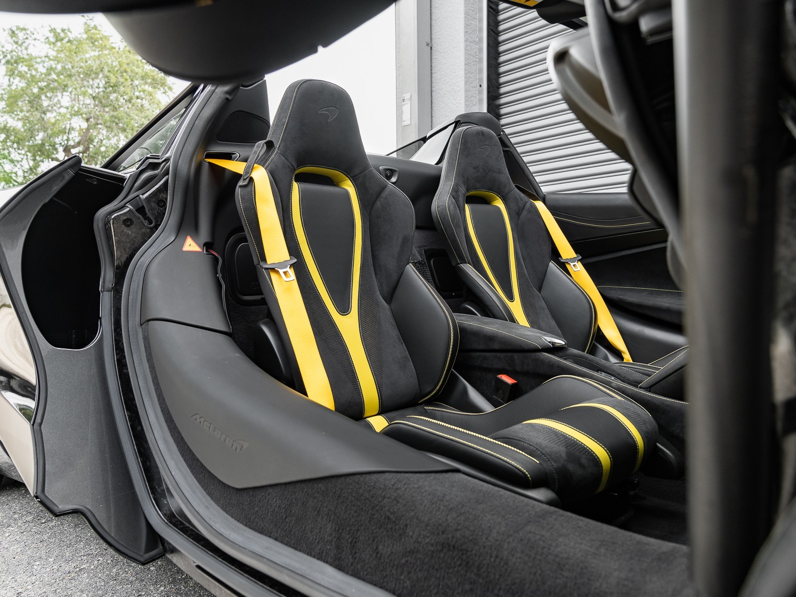2022 Mclaren 720S Spider photo 2