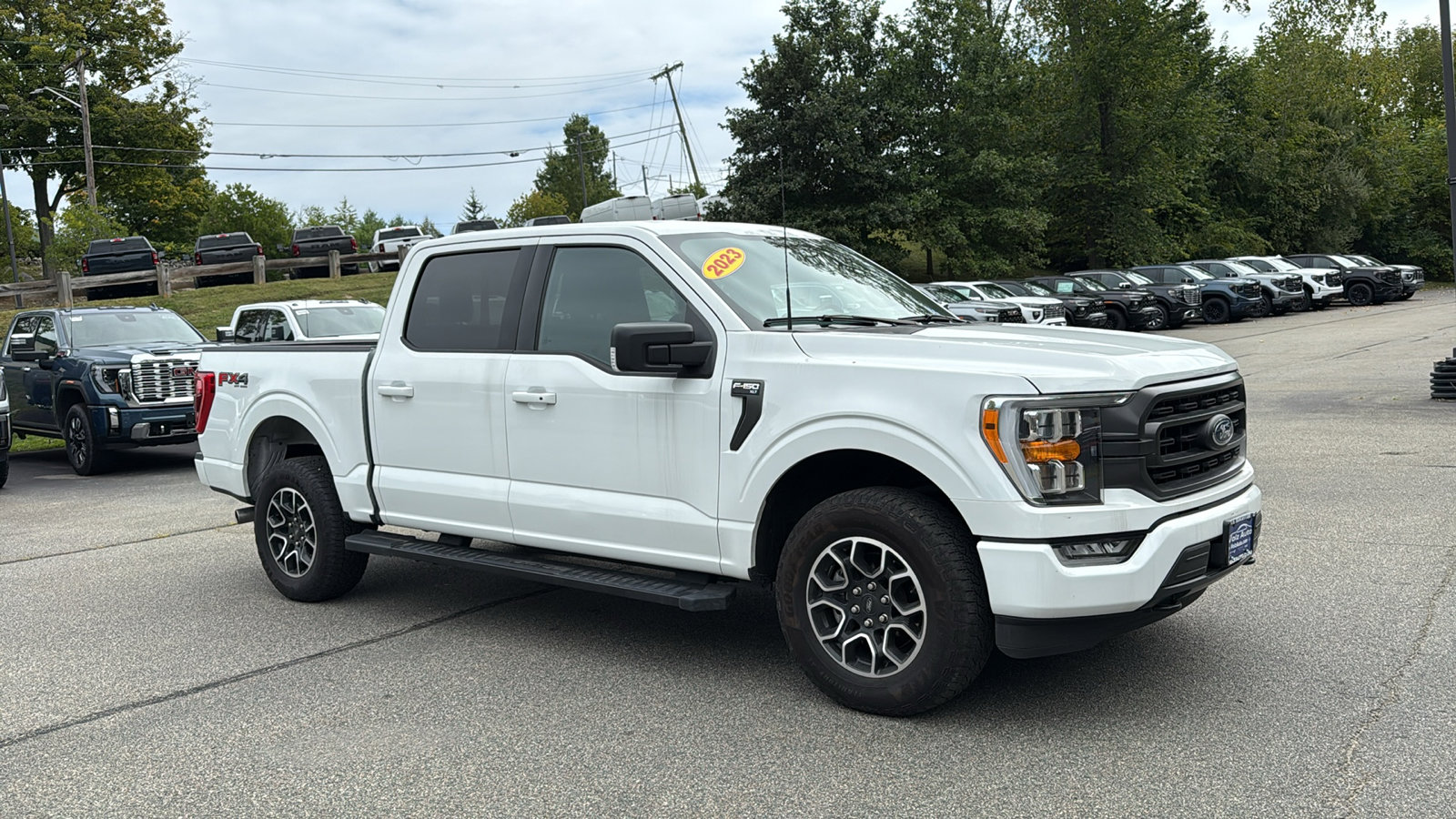 2023 Ford F-150 XLT photo 2