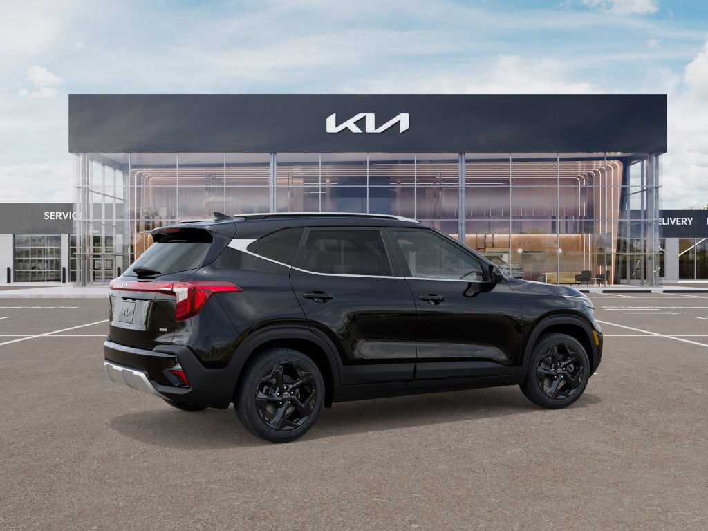 2026 Kia Seltos EX photo 5