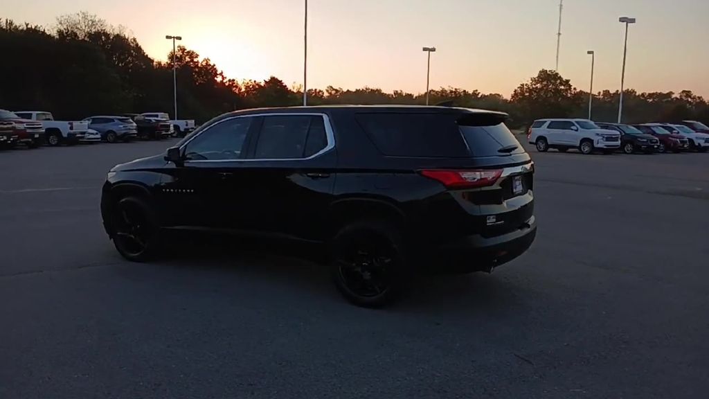 2020 Chevrolet Traverse LS photo 5