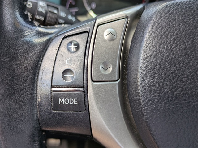 2014 Lexus ES 350 photo 15