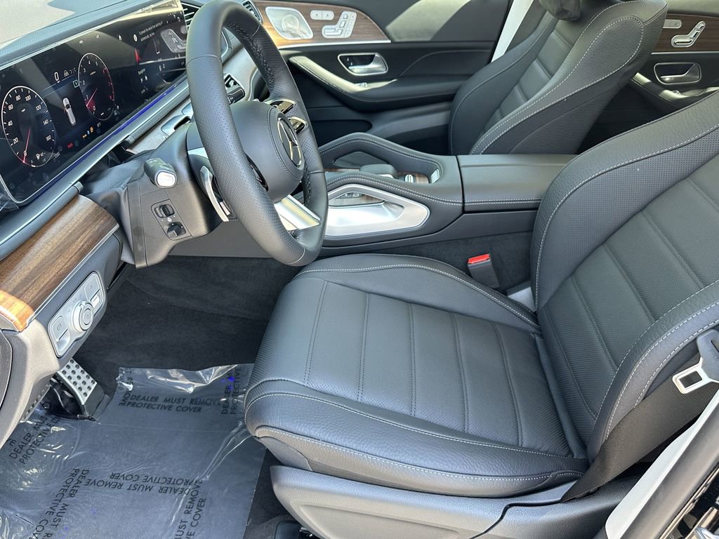 2025 Mercedes Benz GLS 450 4MATIC photo 8