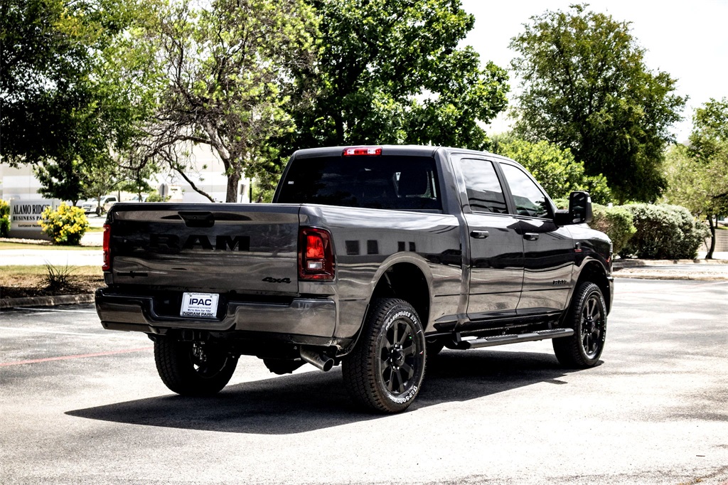 2025 Ram 2500 Big Horn photo 4