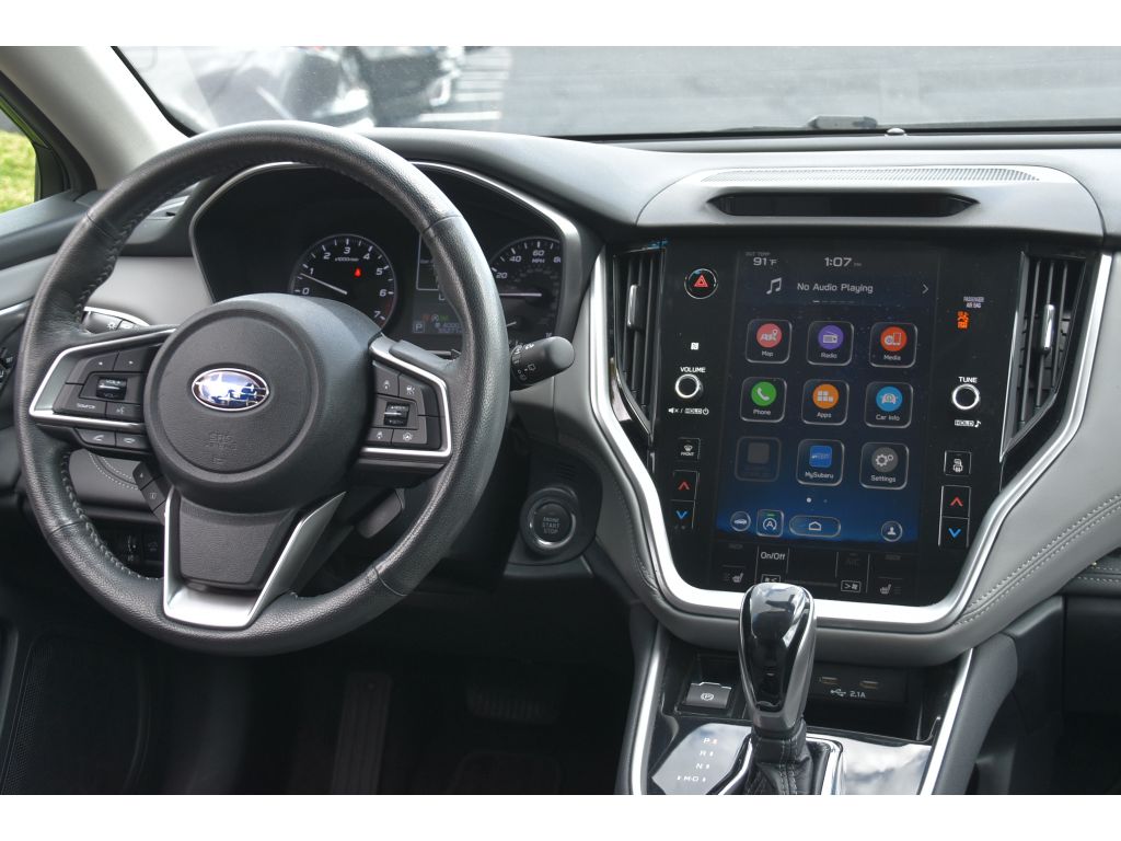 2022 Subaru Outback Limited photo 17