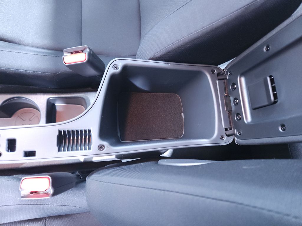 2024 Nissan Kicks S photo 22