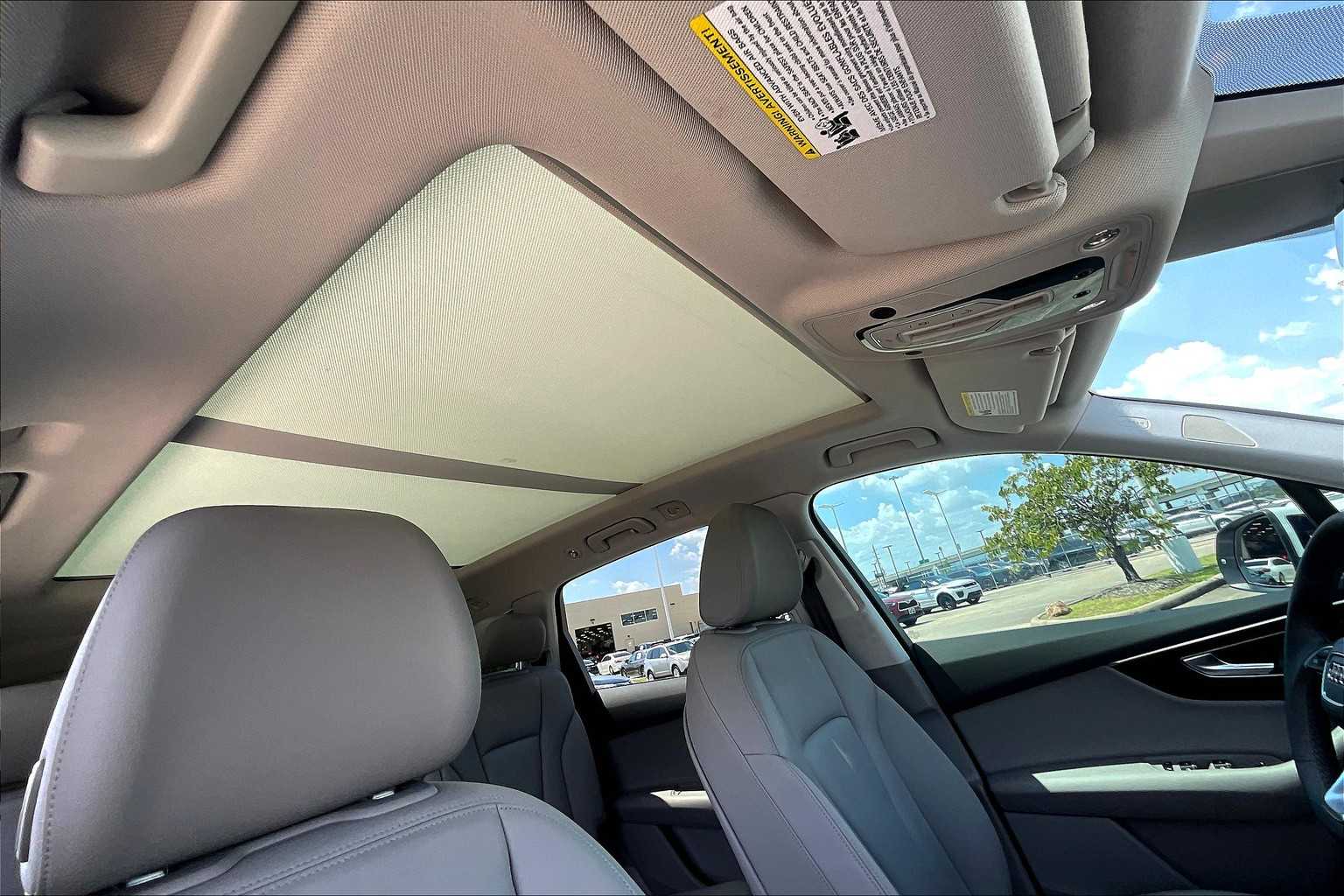 2021 Audi Q7 Premium Plus photo 10