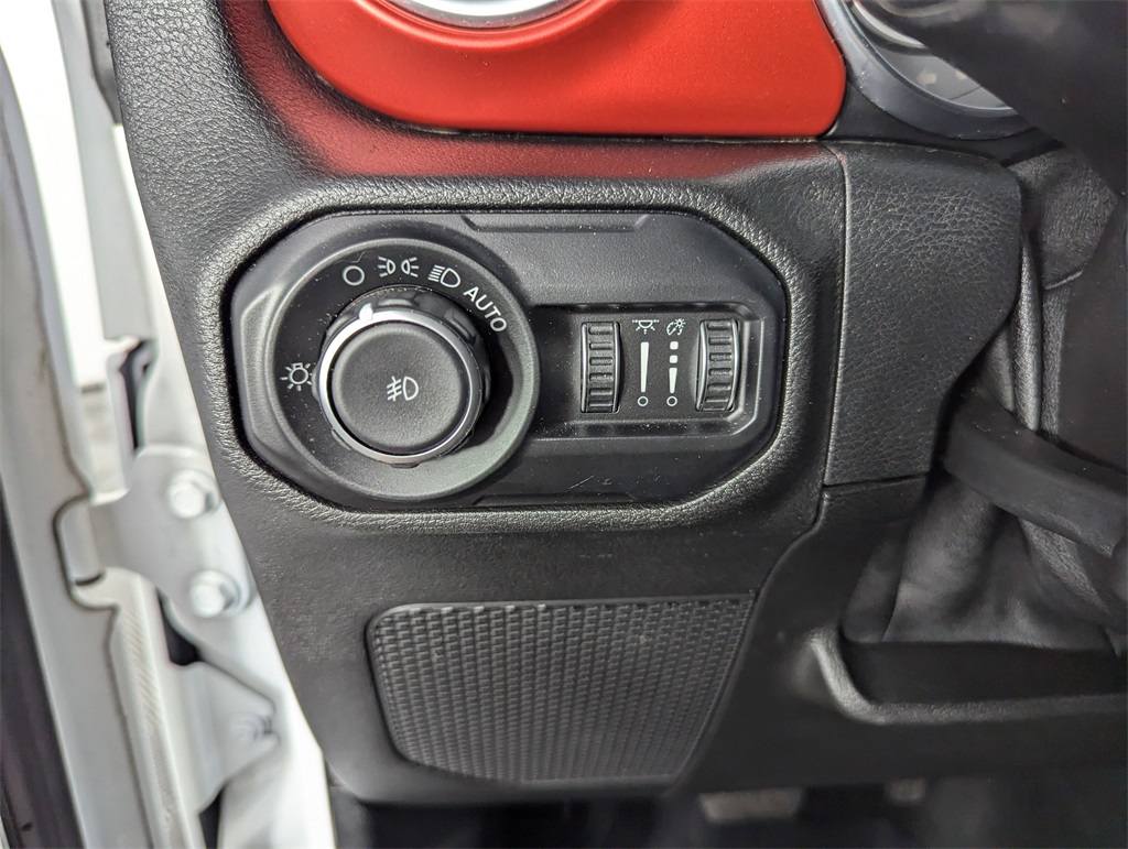 2021 Jeep Wrangler Unlimited Rubicon photo 17