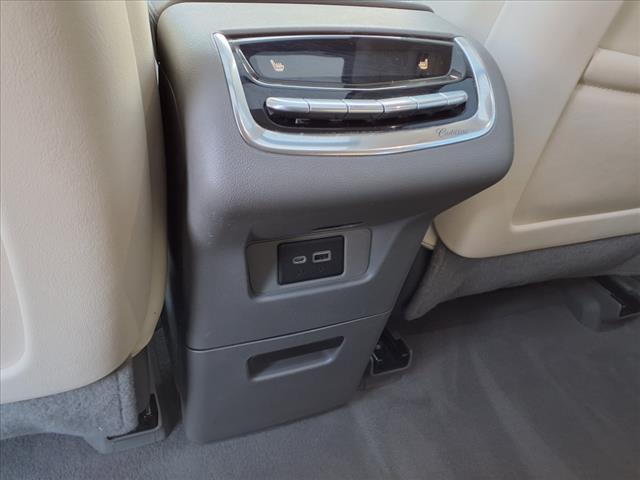 2023 Cadillac XT6 Premium Luxury photo 4