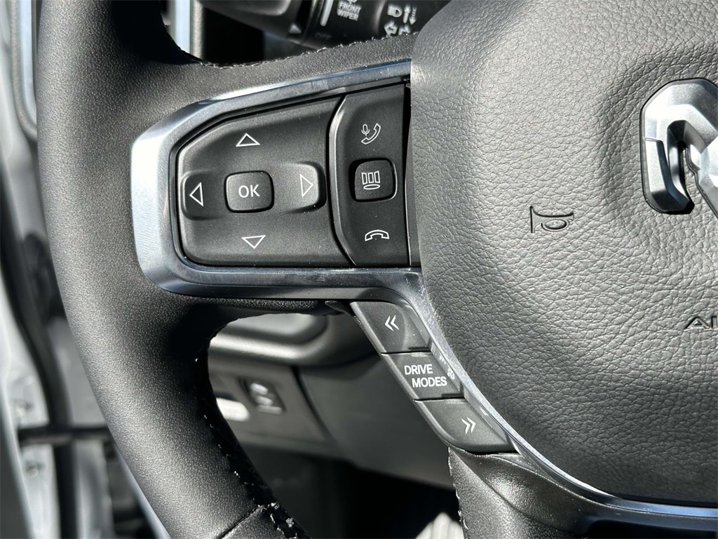 2025 Ram 1500 Laramie photo 8