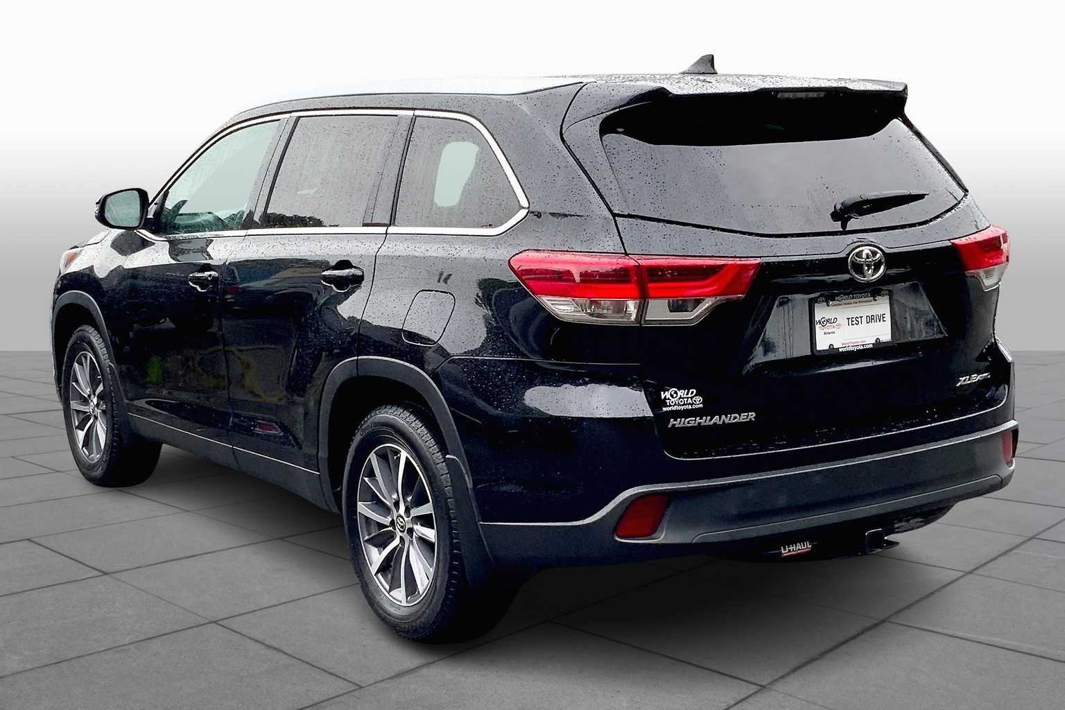 2019 Toyota Highlander XLE photo 10