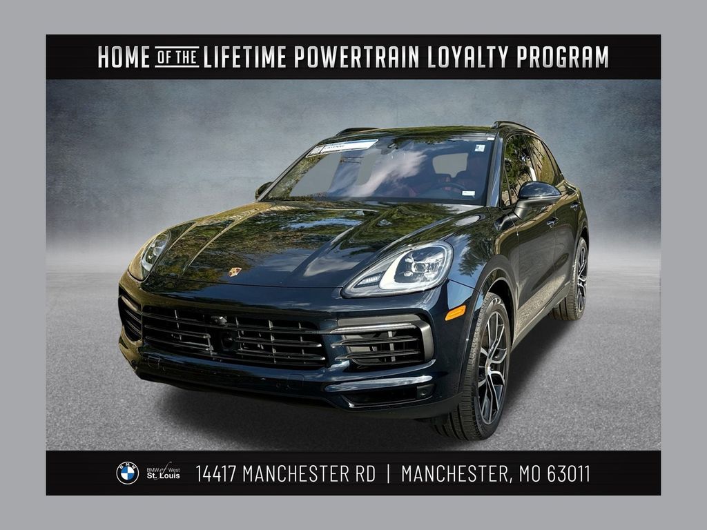 2021 Porsche Cayenne S's photo