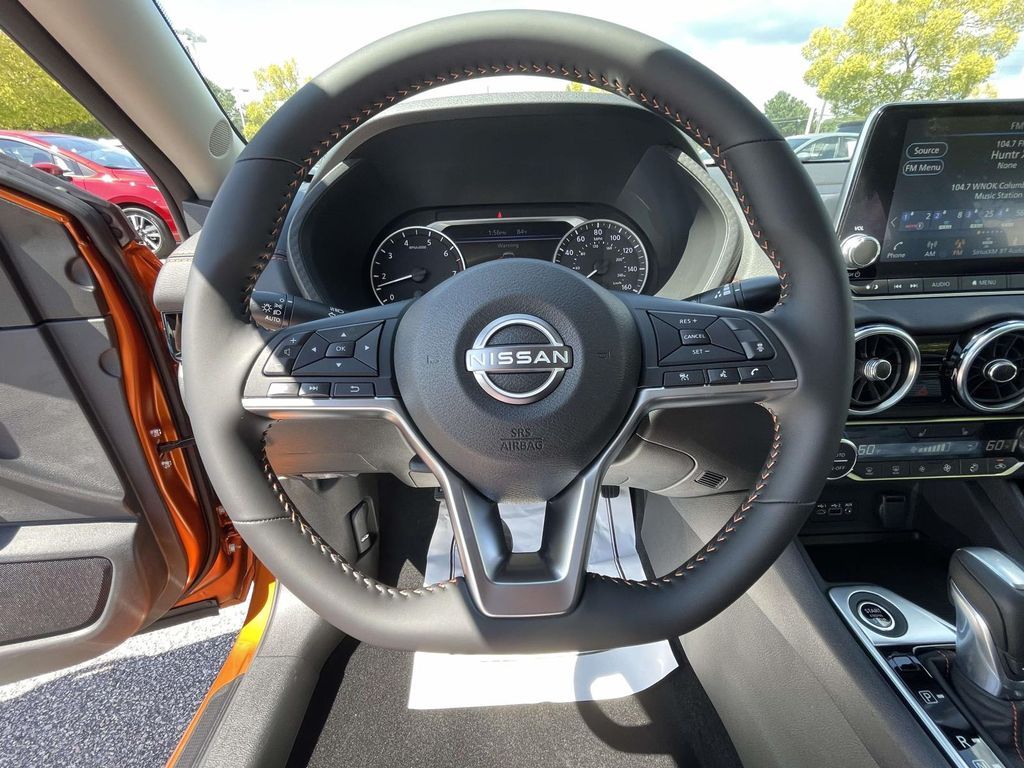 2025 Nissan Sentra SR photo 18