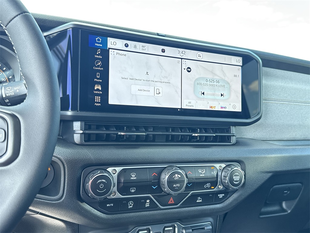 2025 Jeep Gladiator Willys photo 20