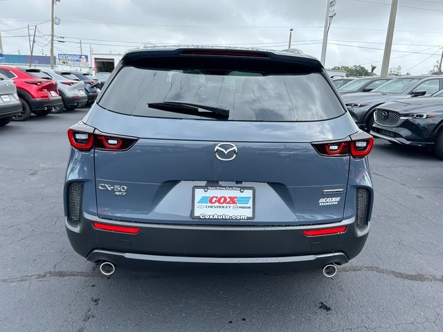 2025 Mazda CX-50 2.5 Select photo 4